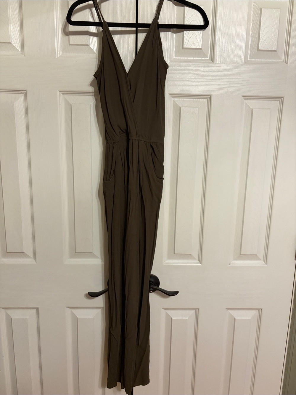 Olive Green Sleeveless V-Neck Jumpsuit